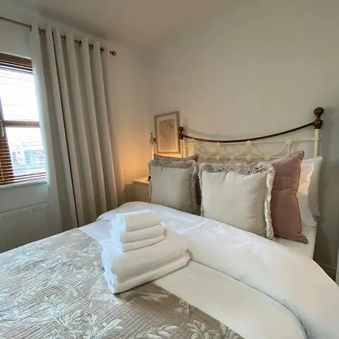 לינה וארוחת בוקר Ballina B&B בלינה